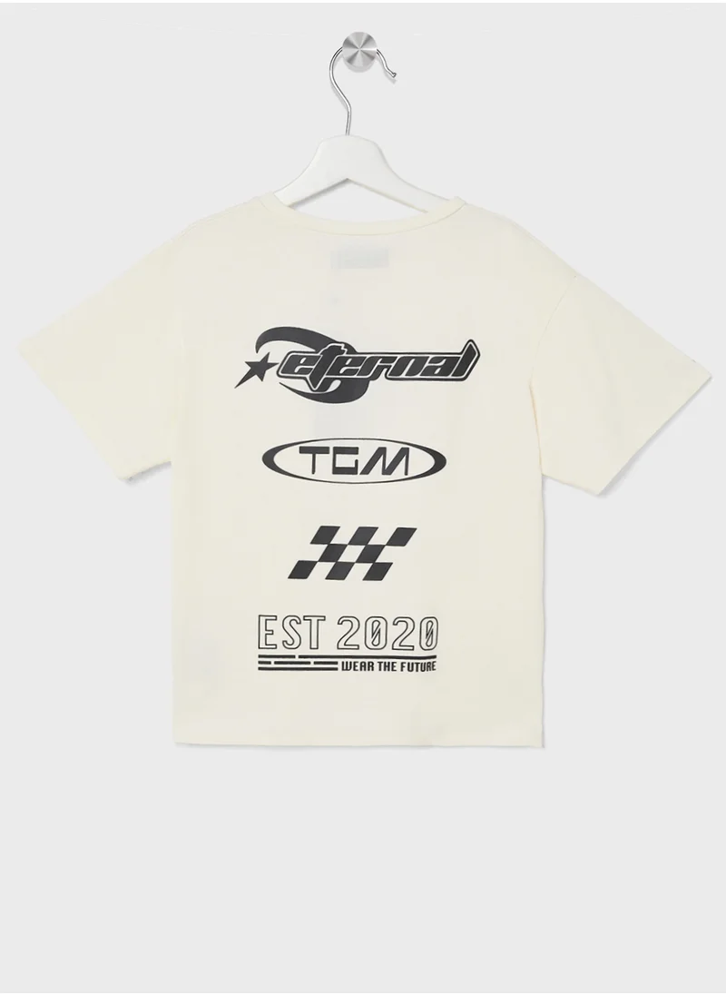 ذا جيفينج موفمنت Kids Oversized Racing Printed T-Shirt