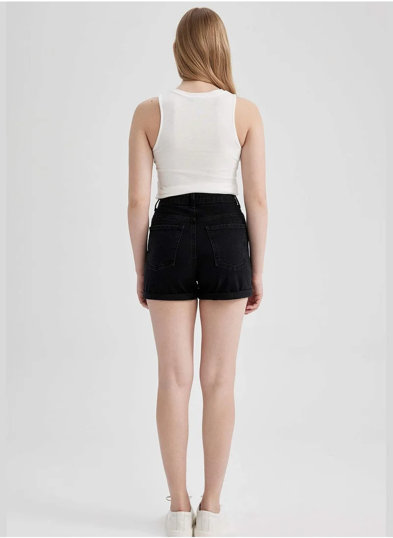 ديفاكتو Woman Mom Fit Denim Short