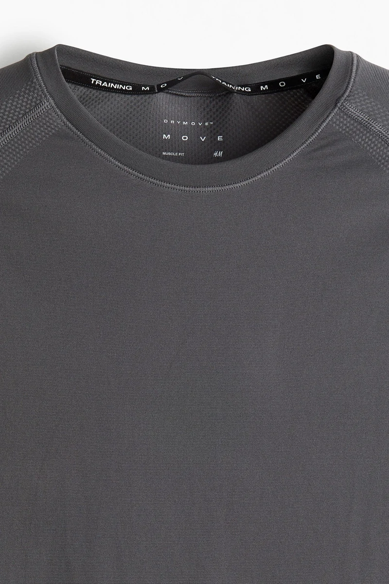 H&M Muscle Fit Sports T-shirt with DryMove™