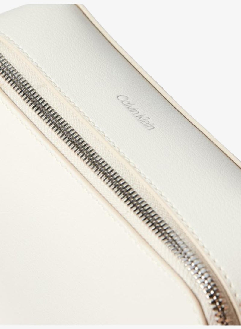 CALVIN KLEIN Foil Logo Camera Bag - Image 3