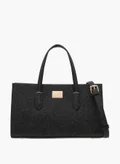 فلورا بيلا من شو إكسبرس BLACK