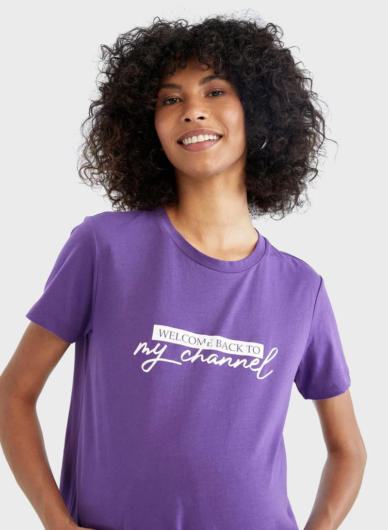 DeFacto Round Neck Graphic T-Shirt