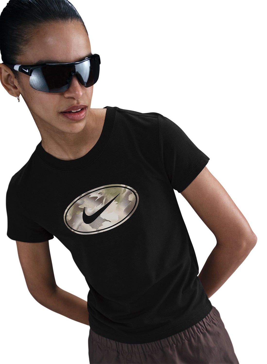 nike black t shirt price