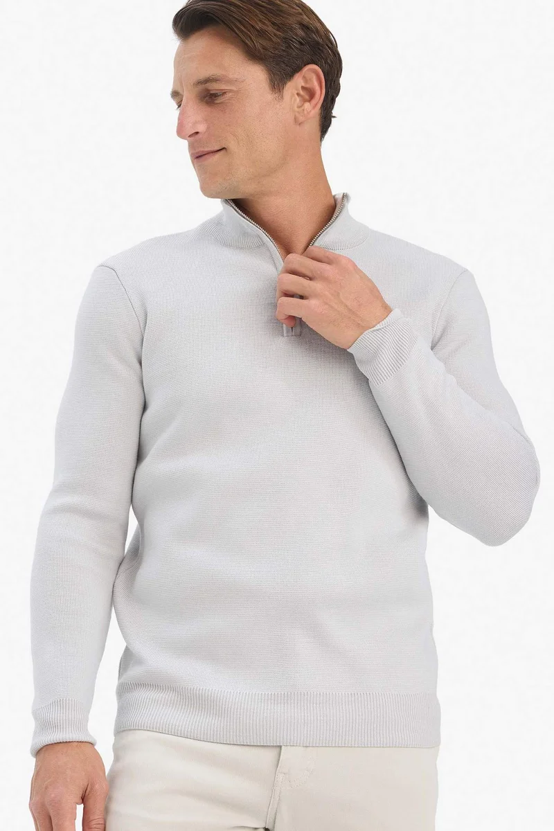 DeFacto Standard Fit Half Zippered Basic Knit Pullover