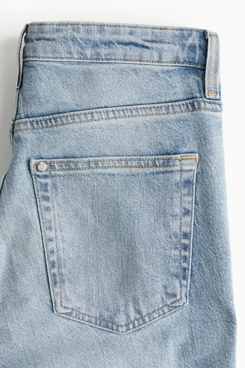 اتش اند ام جينز بقصّة خصر عالية وساق واسعة