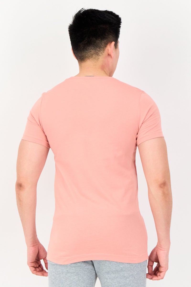 PUMA تي شيرت خارجي قصير الأكمام للرجال من One8 x Puma، وردي باهت - Image 3