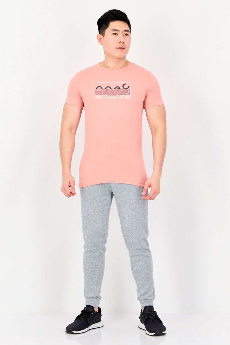 PUMA تي شيرت خارجي قصير الأكمام للرجال من One8 x Puma، وردي باهت - Image 4