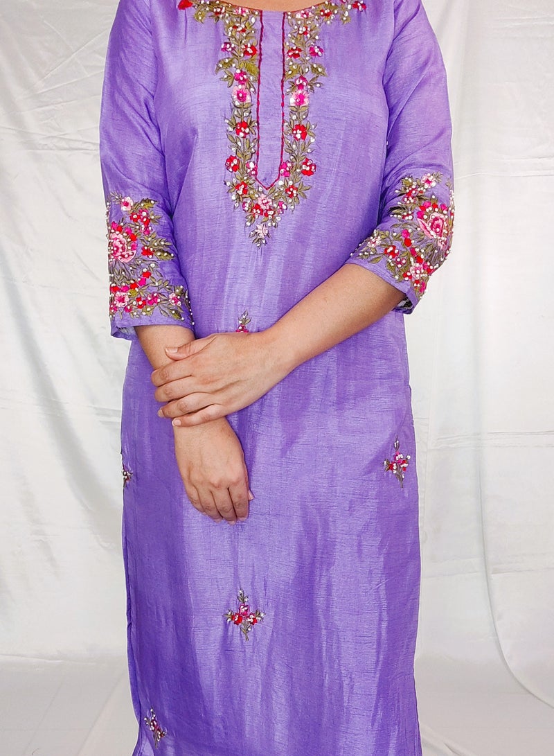 PRIYA’S PANACHE PRIYA’S PANACHE Purple Dola Silk Kurta Pant Set with Embroidered Dupatta for Women.  - Image 5