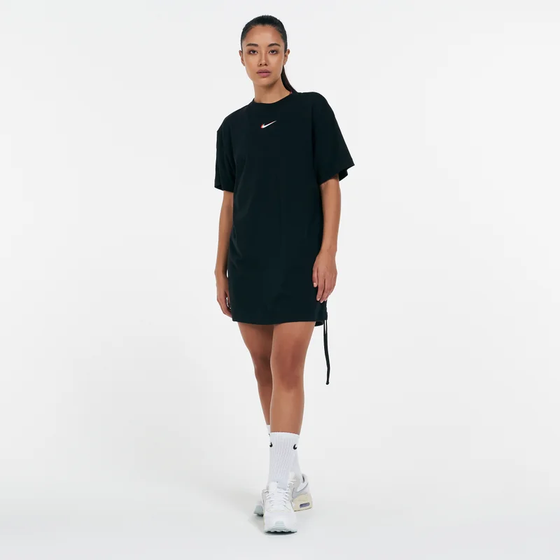 Nike Women's Sportswear Essential Dress