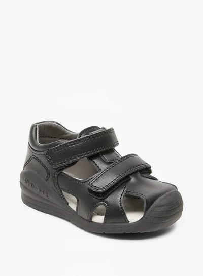 Barefeet Solid Fisherman Sandals with Hook and Loop Closure