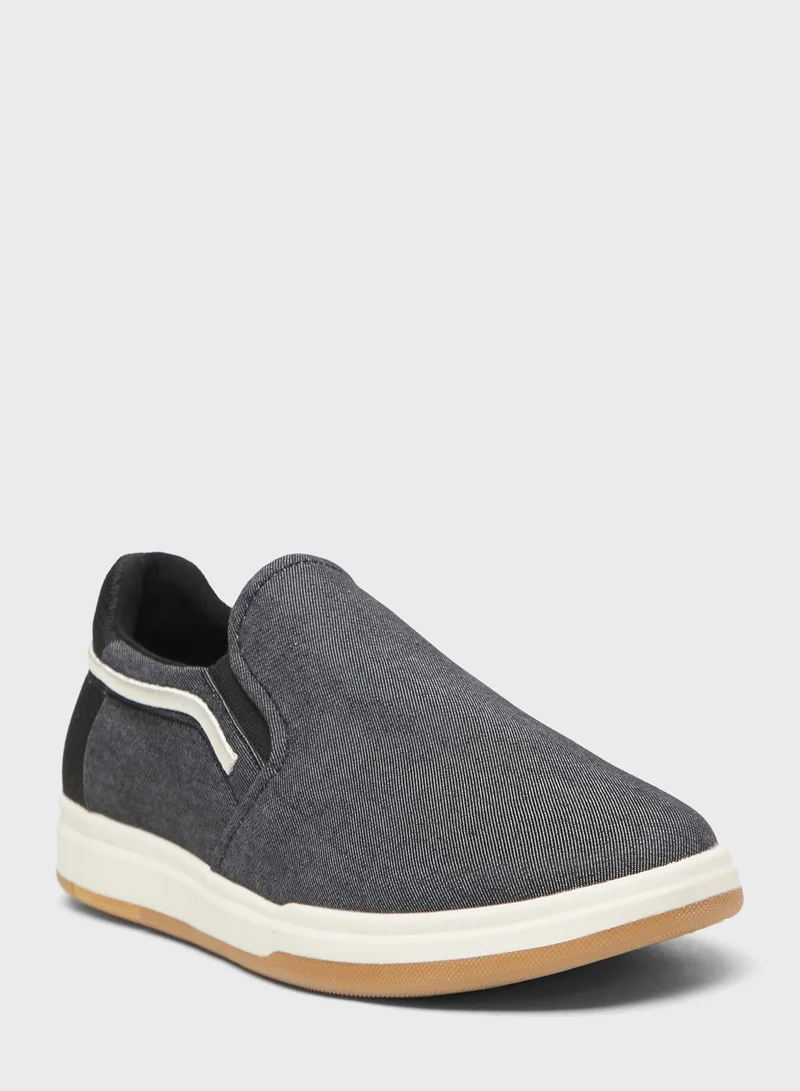 لي كوبر Casual Slip Ons Shoes