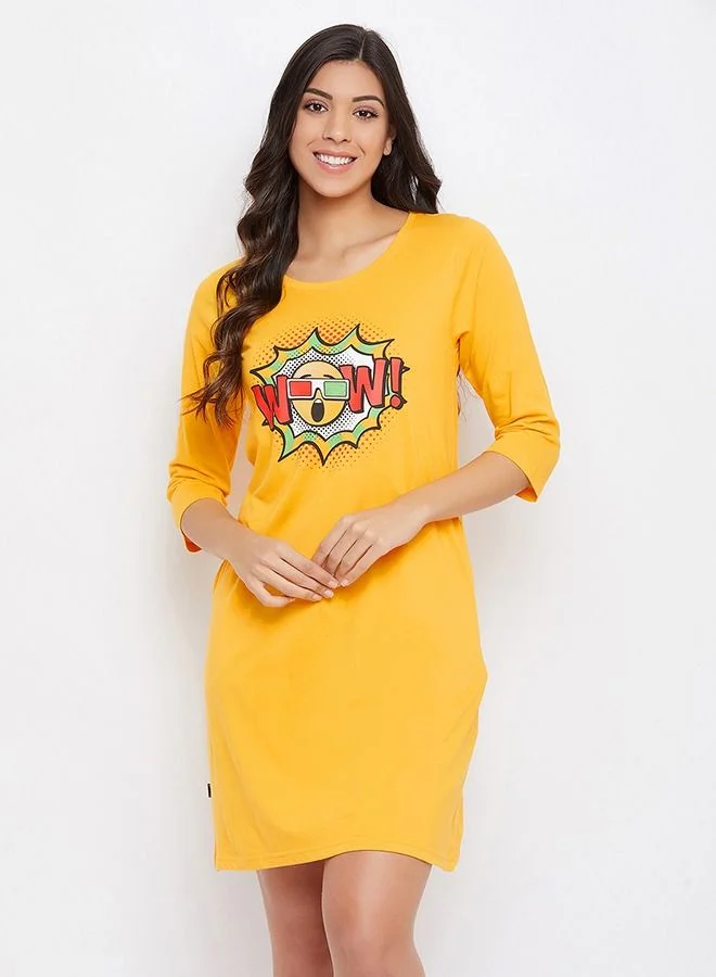 كلوفيا Clovia Emoji Print Sleep Tee in Yellow - Cotton Rich