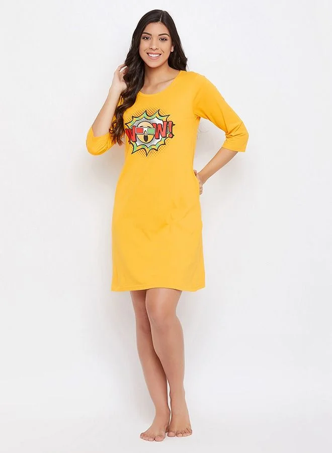 كلوفيا Clovia Emoji Print Sleep Tee in Yellow - Cotton Rich