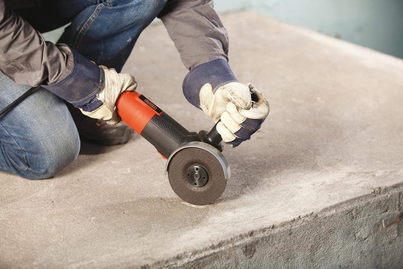 بلاك اند ديكر مجلخة زاوية صغيرة، 820 واط، 115 مم، تعديل واقي بدون أدوات، مقبض جانبي بثلاثة أوضاع، علبة تروس معدنية، لطحن وقطع المعادن، تصميم صغير الحجم، تخزين سهل، برتقالي/أسود - G720P-B5 - Image 5