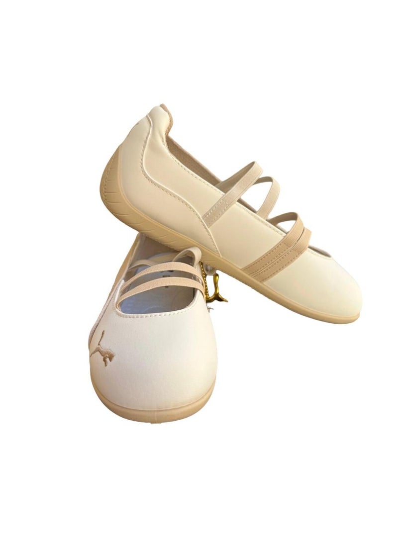 Puma Shoes For Woman - Image 3