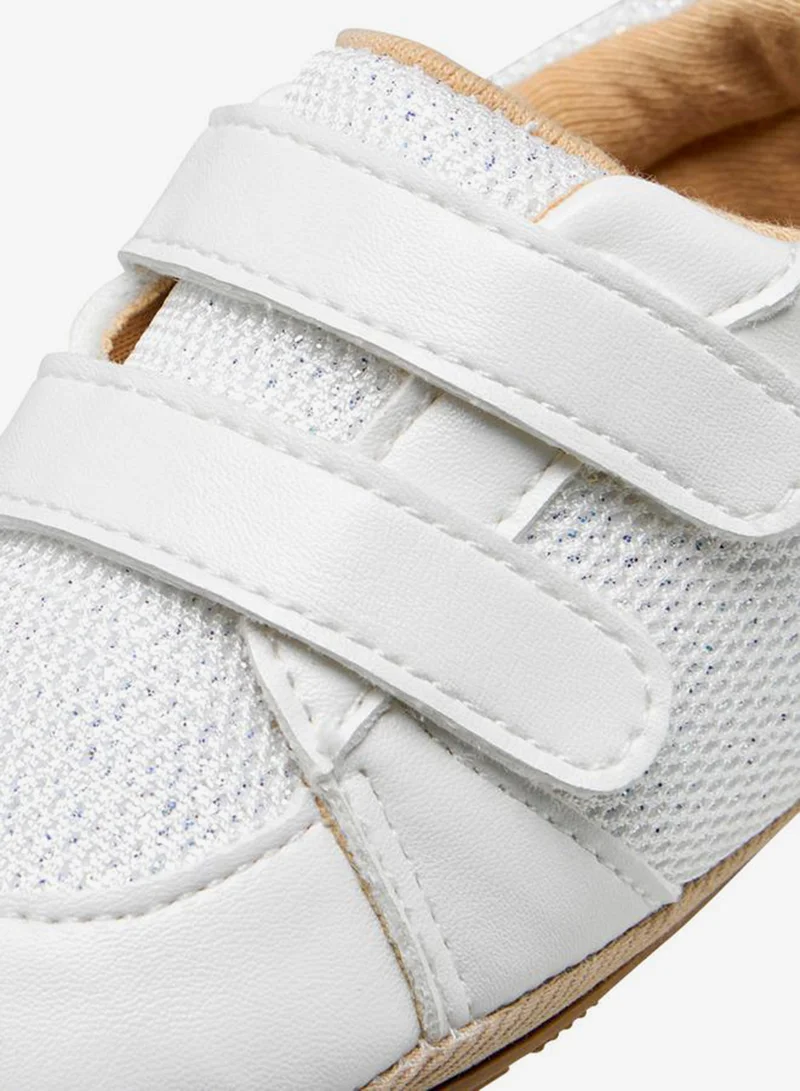 Barefeet Booties with Hook & Loop Closure