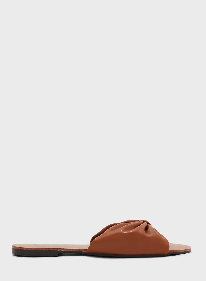 Ginger Bow Flat Sandal