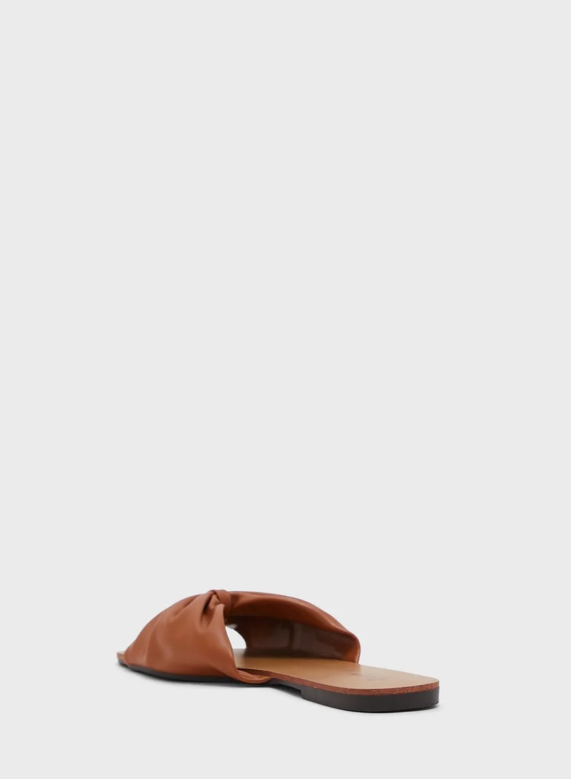 Ginger Bow Flat Sandal