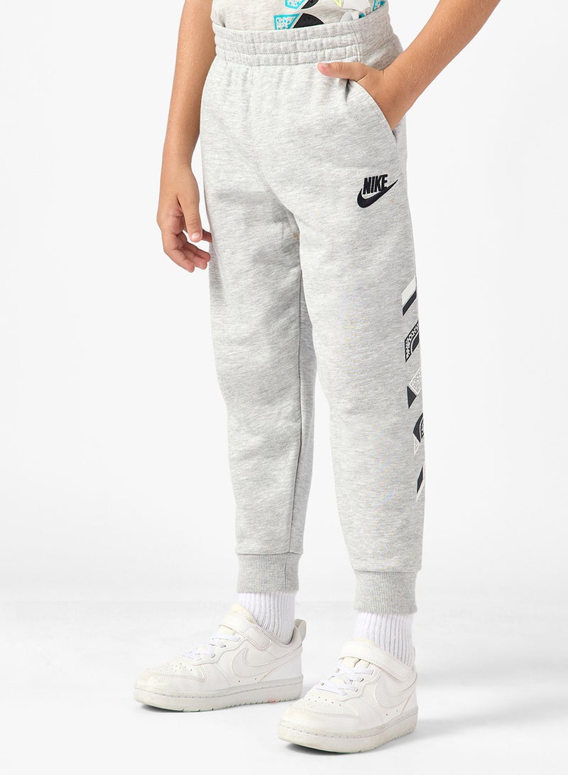 نايكي سروال رياضي للأطفال بخطوط خارجية - Image 1