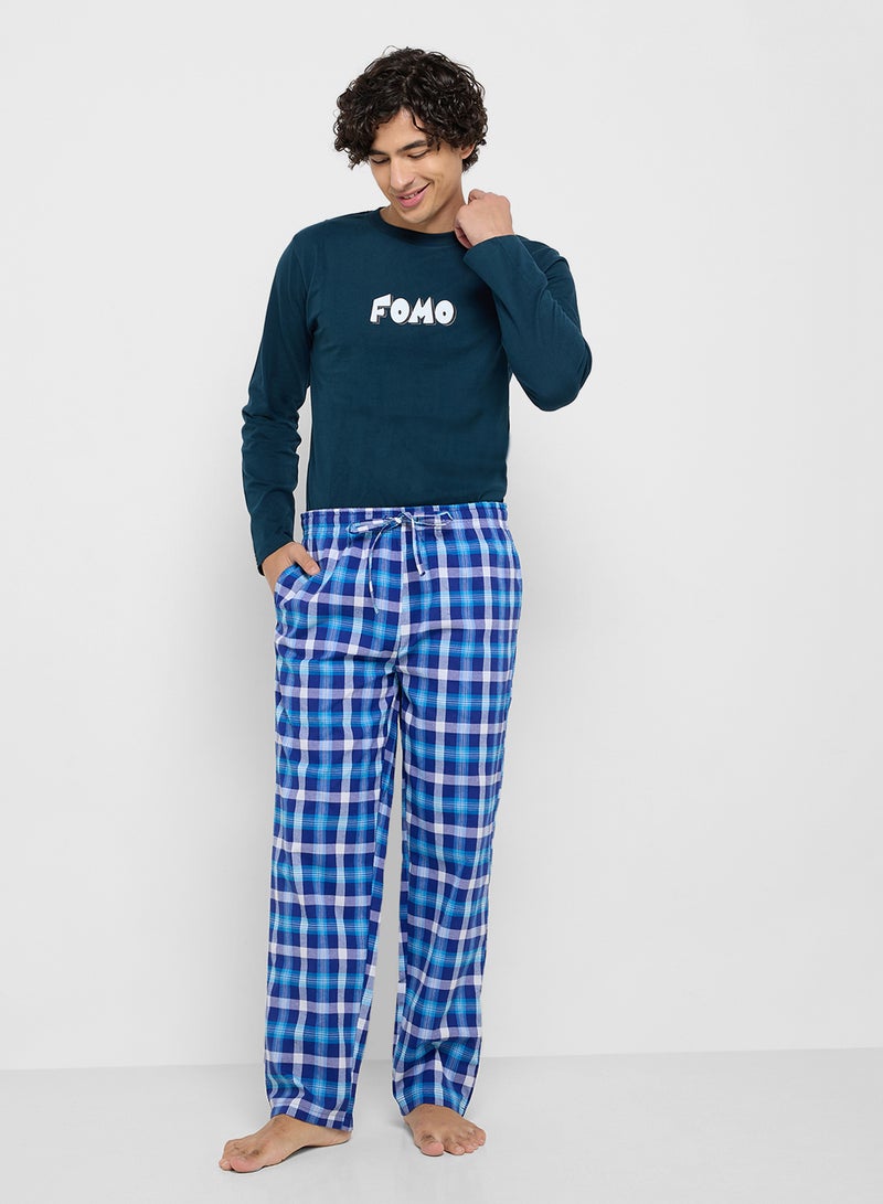 Seventy Five Men's Nightwear Sets - Image 5