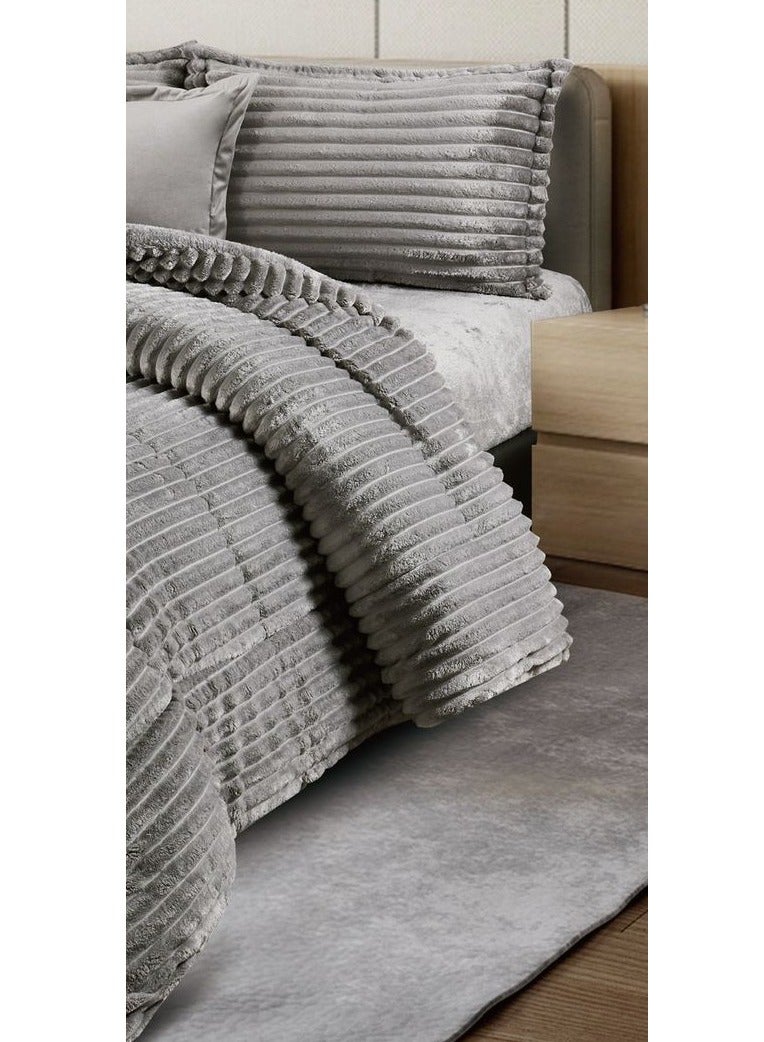 مينجلي طقم لحاف  نفرين شتوي من المخمل  الفخم والفرو ليمنحك الشعور بالدفىء والراحة مقاس 230*250سم - Image 4