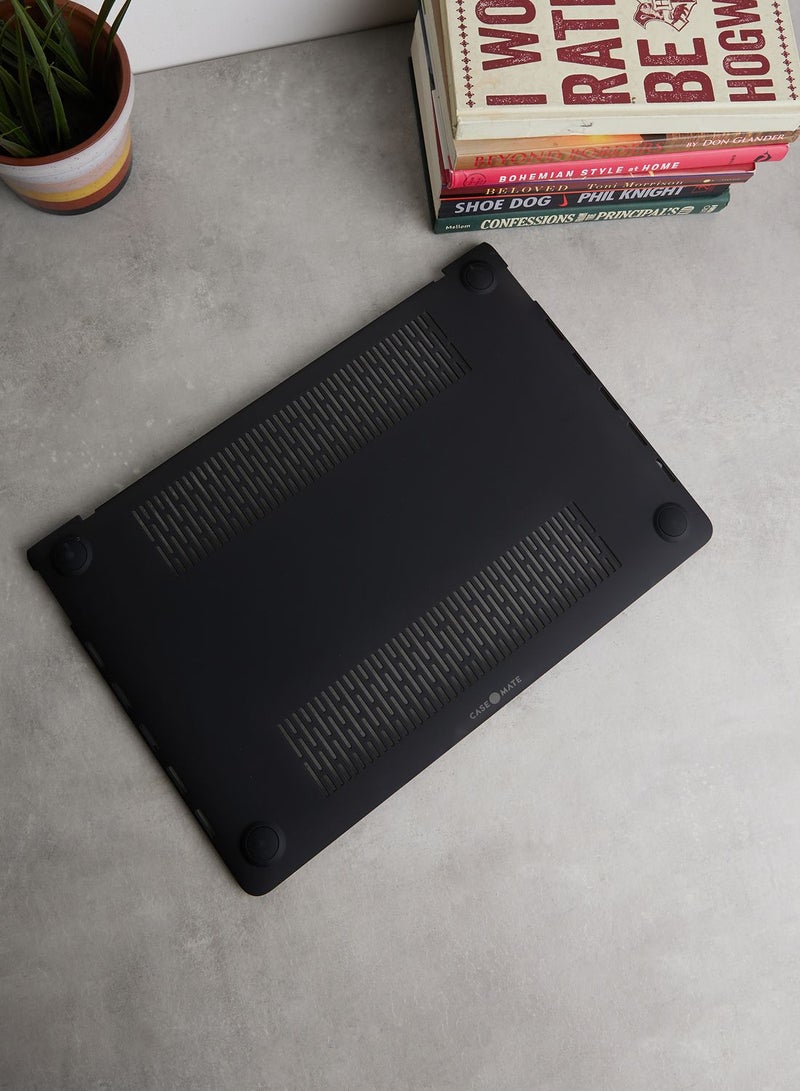 CASE-MATE 16-Inch Macbook Pro 2019 Snap-On Case  - Image 4