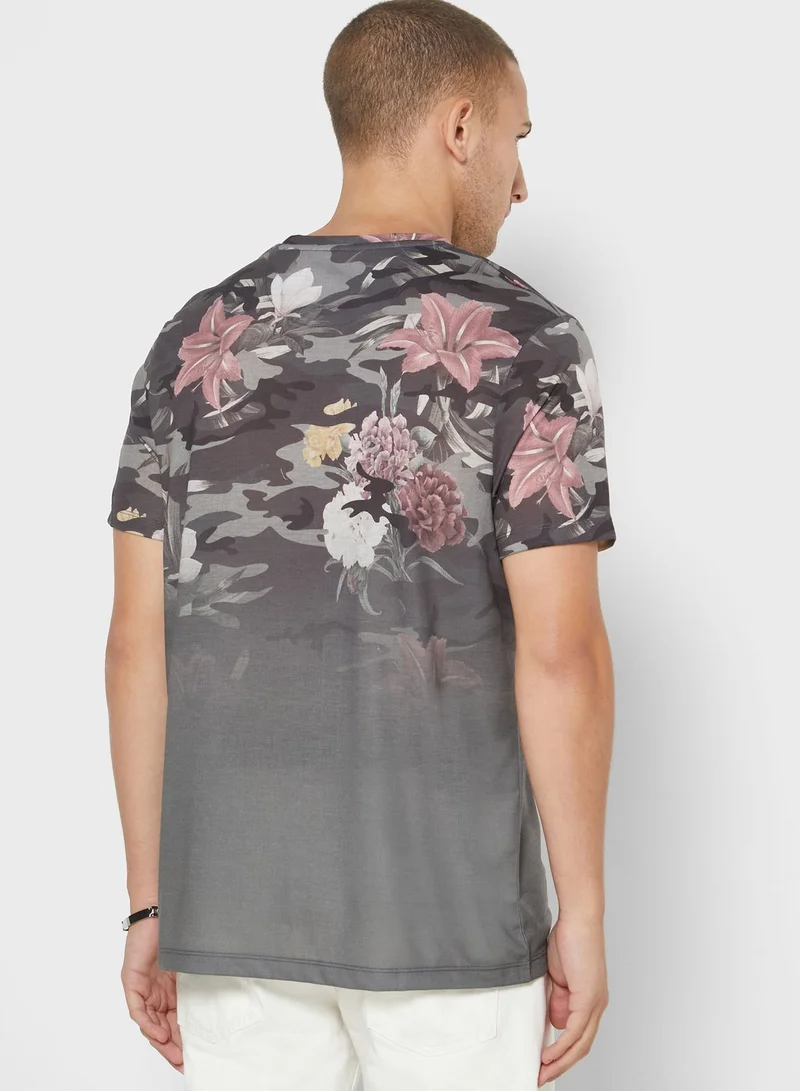 BURTON Camo Floral Print Faded Crew Neck T-Shirt