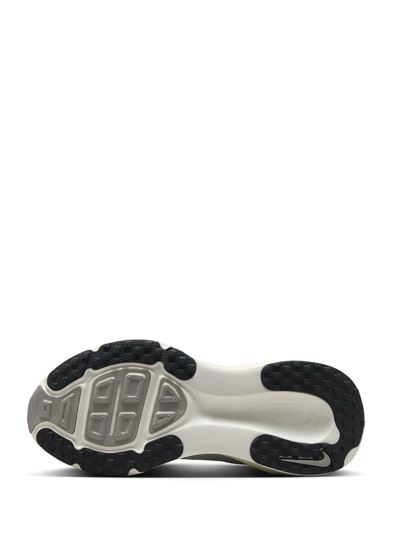 نايكي W NIKE VOMERO 18