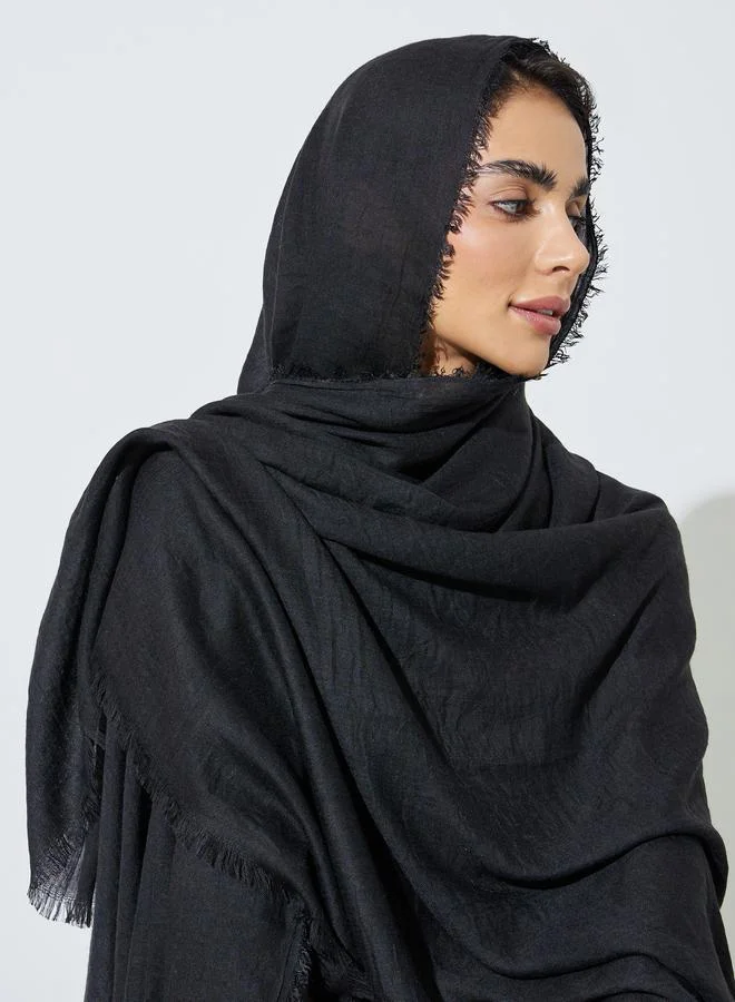 أميرة طرحة بملمس قطني وحواف منسلة - أسود