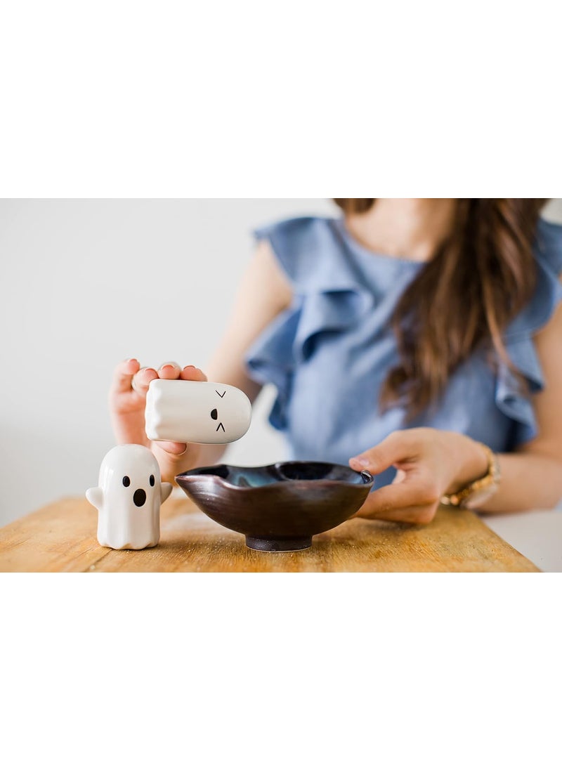 pearhead Pearhead Ghost Salt  Pepper Shakers Pepper Shakers Halloween Dcor For The Kitchen Must Have Fall Dcor Salt  Pepper Shaker For Halloween  - Image 2