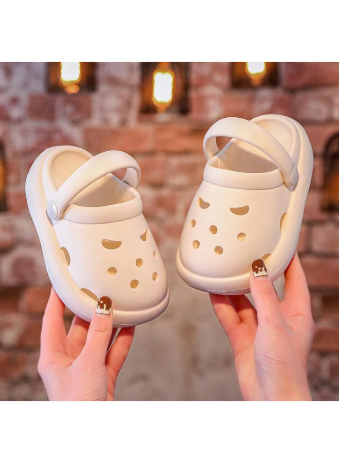 New Children's Baotou Slippers Indoor Soft-soled Non-slip Sandals Girls Rabbit Hole Shoes Outer Wear Toddler Sandals - Image 4