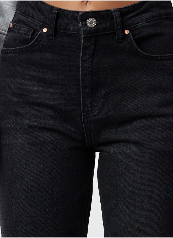 trendyol Black High Waist Straight Jeans TWOSS23JE00089  - Image 3