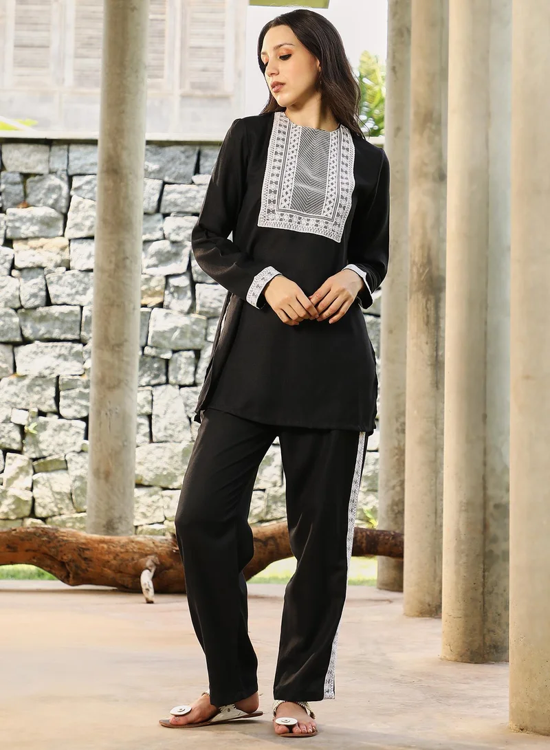 Qissa black Qissa Women's Onyx Black Schiffli-Block Kurta Set For Casual Wear | Round Neck | Long Regular Sleeves | 2 Piece Kurta Set Designed With Comfort Fit For Everyday Ethnic Wear for Women | Best Price UAE
