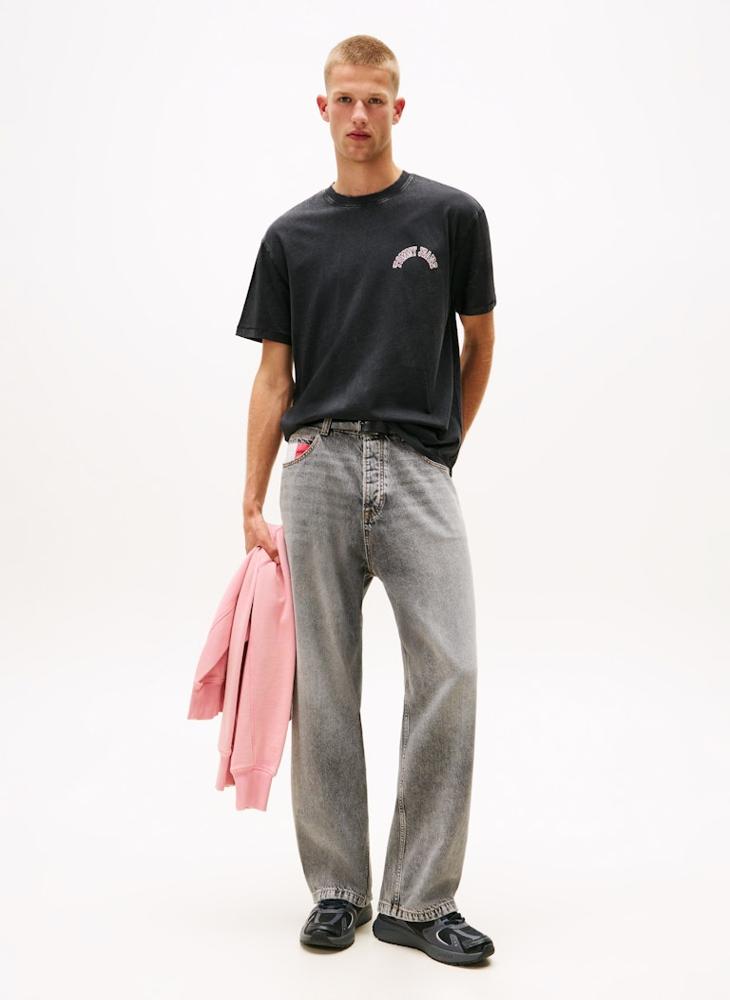 TOMMY JEANS Back Graphic Relaxed Crew Neck T-Shirt - Image 4