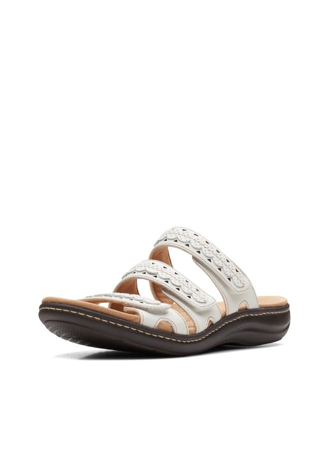 clarks Women's Laurieann Cove Flat Sandal, White Leather, 4 UK Wide - Image 1