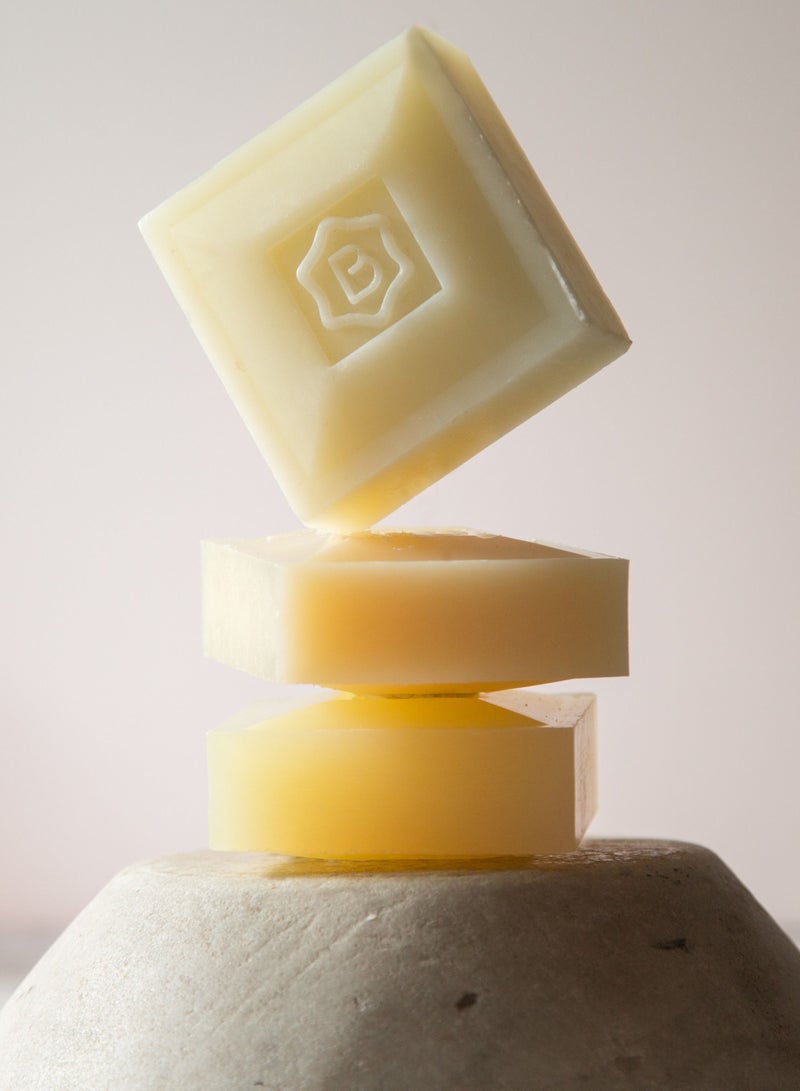 BENAMÕR Nata Comforting Soap – Creamy Hand & Body Soap Bar with Gourmet Crème Brûlée Scent | Moisturising, Softening Cleanser – 100g - Image 2