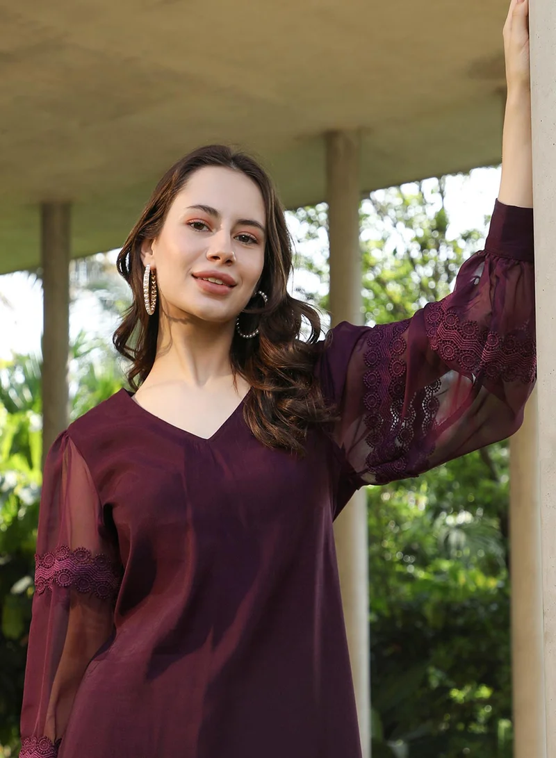  قصة Women's Grape Purple Solid Flared Kurta Set
