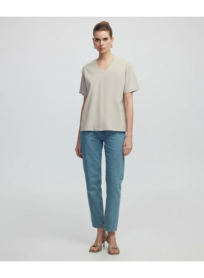 ابيكول تيشيرت بفتحة رقبة V