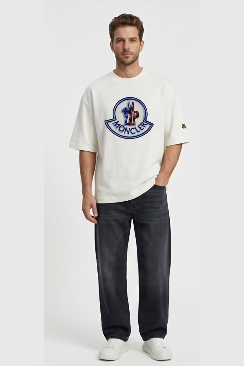 T-Shirt  Clean and modern look suitable for all occasions For Me - Image 5