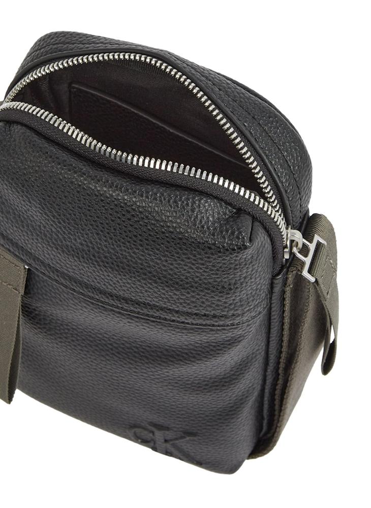 Calvin Klein Jeans CARGO REPORTER BAG  - Image 4