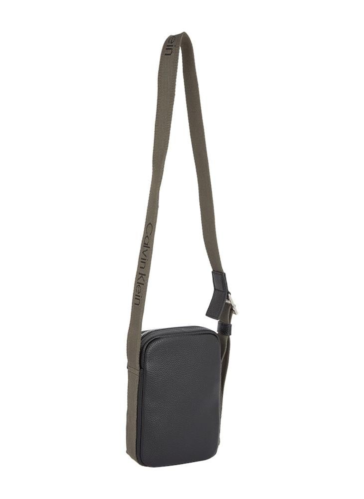Calvin Klein Jeans CARGO REPORTER BAG  - Image 2