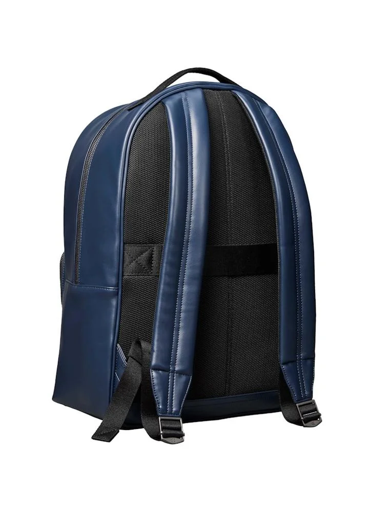 كالفن كلاين حقيبة ظهر دائرية جريئة