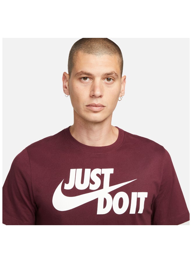 Nike - Men NSW Just Do It Swoosh Tee - Image 1