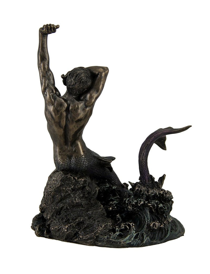 Veronese Design تمثال مerman بتصميم Veronese بارتفاع 7 7/8"" على صخرة بتشطيب برونزي عتيق من الراتنج المصبوب البارد، تمثال حورية البحر البحرية - Image 4