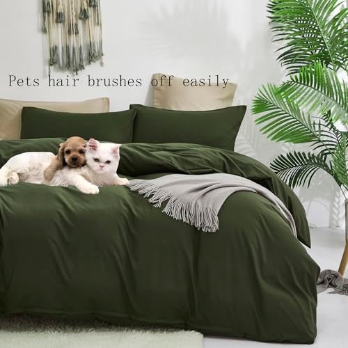 KAREVER Army Green Comforter Queen Dark Green Bedding Set Olive Green Comforter Set Queen Men Breathable 3 PCs Comforter Set 1 Queen Comforter (90x90 inches) with 2 Pillowcases (20x26 inches) - Image 2