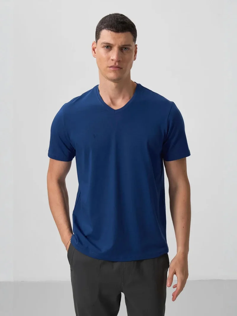تومي لايف TOMMY Men's V-Neck Short Sleeve T-Shirt