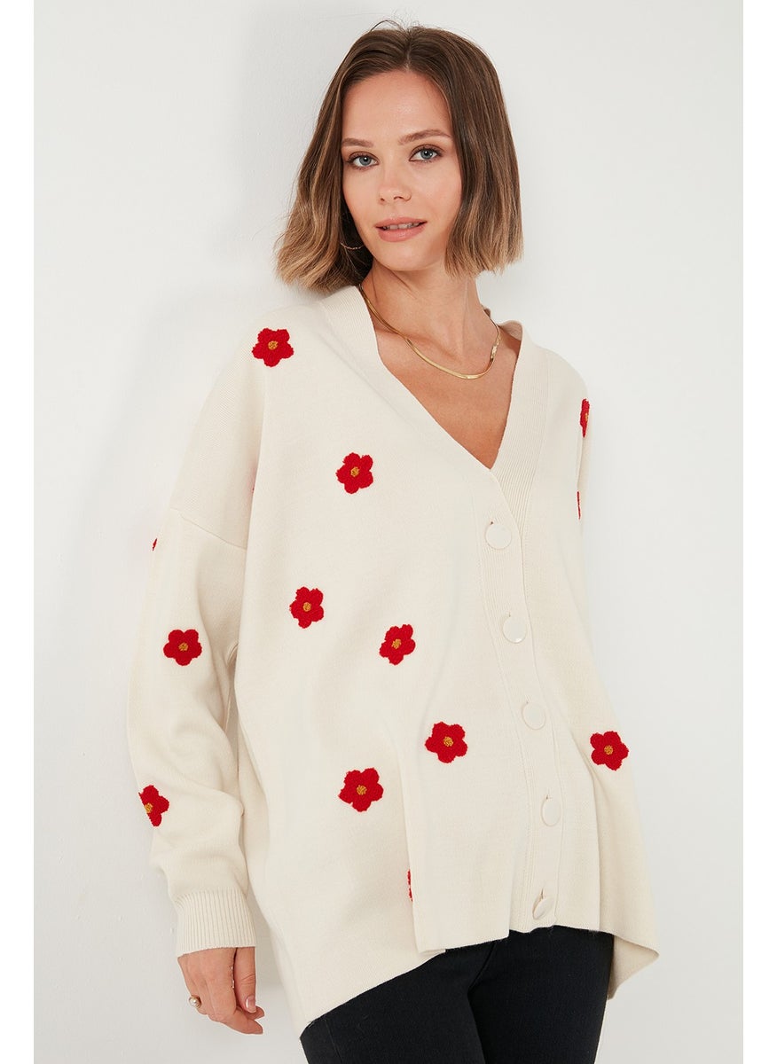 Lela Oversize Fit Floral Buttoned V Neck Soft Acrylic Women's Cardigan 4616192  - Image 5