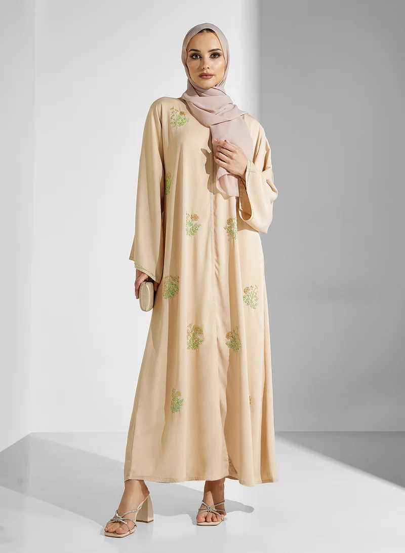 hayas closet Embroidered Flared Sleeve Abaya