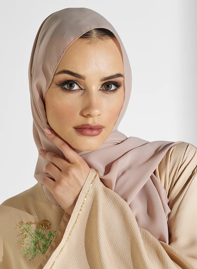 hayas closet Embroidered Flared Sleeve Abaya