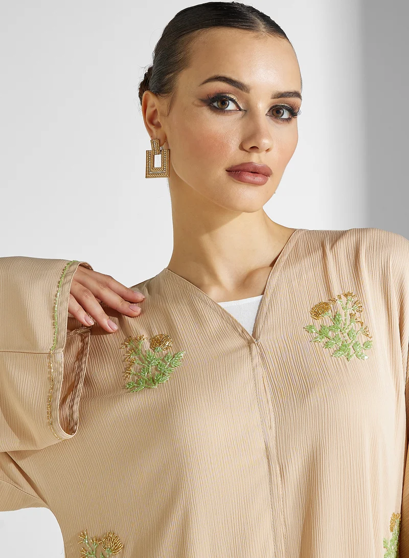 hayas closet Embroidered Flared Sleeve Abaya